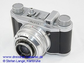 Altix IV (sehr seltene fr�he Ausf�hrung ohne Geh�usenummer mit kleinen Bedienkn�pfen und E. Ludwig-Meritar 2,9/50)