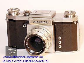 Praktica (Praktica FX, Variante mit aufgeschraubtem Praktica-Schild, gerade)